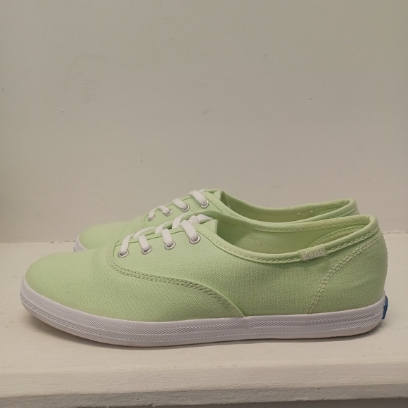 Keds - Women's Size US 7 Patina Li.e Green Low Cut Sneaker Shoe - Picture 6 of 12